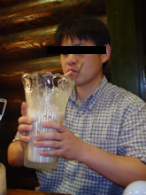 �܂��ɉԂт�ň���ł���悤�Ȋ��o�B���̌�A�c���Ă��܂��܂����B