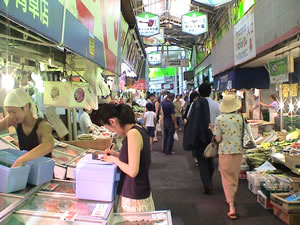 ���̖��̂���A�[�P�[�h����ނ����^���ɁB�₵�������肾�E�E�E