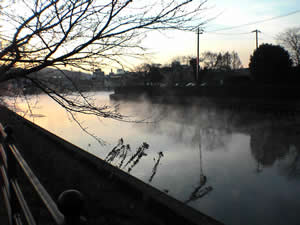 �����ނ藧���Ă�́A�킩��H