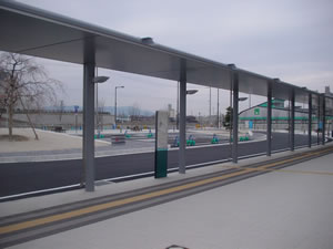 �o�X��^�N�V�[�̏�~��ɂȂ�Ƃ������