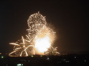 独りで満喫するのはﾁﾄ寂しい。誰か呼べばよかった…Click to Big.